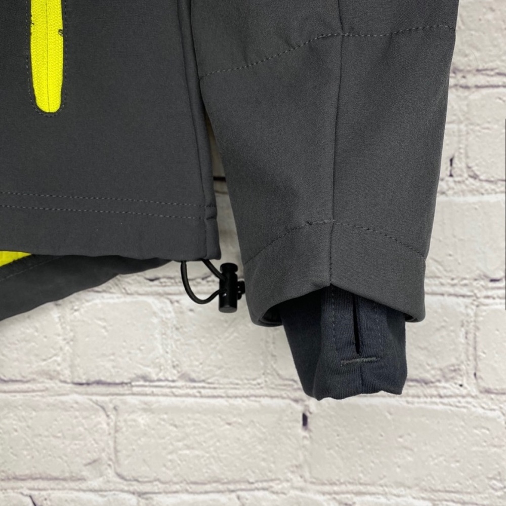 (Sold) ASICS Men’s Performance Running Jacket - Picture 5 of 6